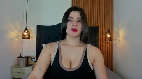 Snapshot of sara_stone17 chatting on September 23, 11:37 am  -  online show from September 23, 11:37 am
