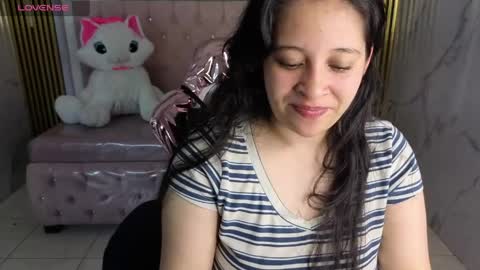 Sara T. online show from May 23, 3:35 am