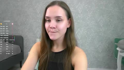 Im Sara  online show from October 6, 8:15 pm