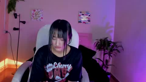 Sarah Ramirez online show from March 6, 5:54 pm