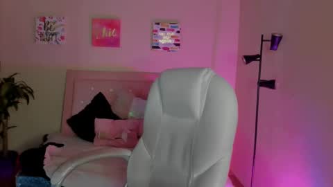 Sarah Ramirez online show from March 12, 6:00 pm