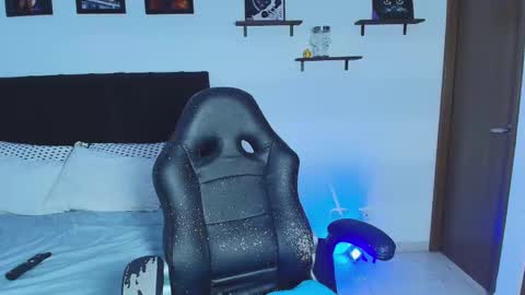 Sara online show from October 10, 5:02 am