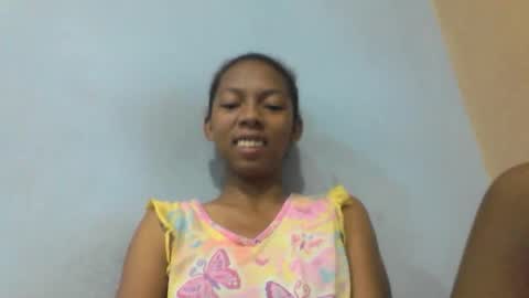 sarah146341 online show from May 6, 11:27 am