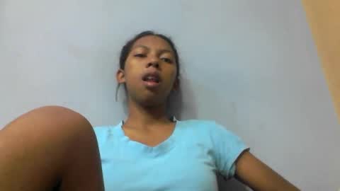 sarah146341 online show from March 24, 9:59 am