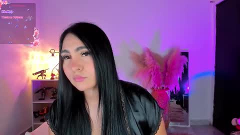 Snapshot of sarah_bali chatting on February 19, 8:10 pm Sarah Valkiria  IG  Sar lanister online show from February 19, 8:10 pm