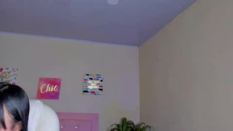 Sarah Ramirez online show from February 19, 11:38 am