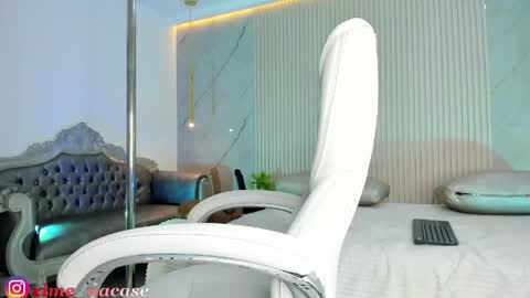 sarah online show from May 13, 4:44 am