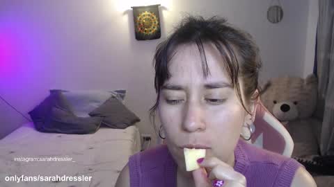 sarahdressler online show from October 5, 2:53 am