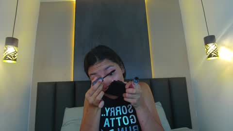 Sarah Evans online show from January 17, 12:21 pm