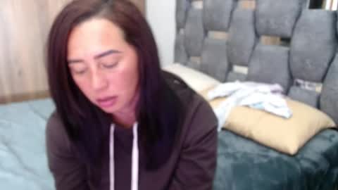 Lia online show from March 3, 7:49 pm