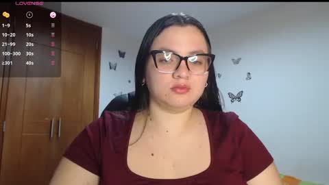 Snapshot of sarahros1 chatting on October 28, 4:13 am Sarah online show from October 28, 4:13 am