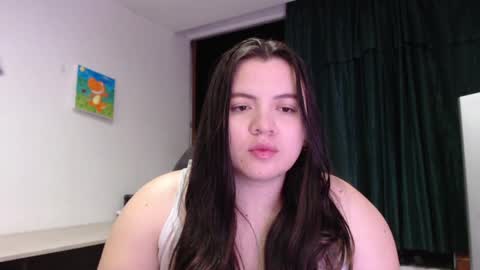 Snapshot of sarahros1 chatting on December 20, 1:14 am Sarah online show from December 20, 1:14 am