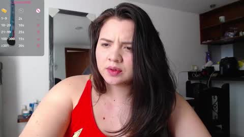 Snapshot of sarahros1 chatting on December 18, 9:08 pm Sarah online show from December 18, 9:08 pm