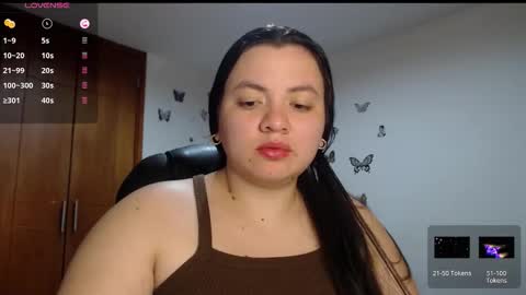 Snapshot of sarahros1 chatting on October 30, 3:18 am Sarah online show from October 30, 3:18 am