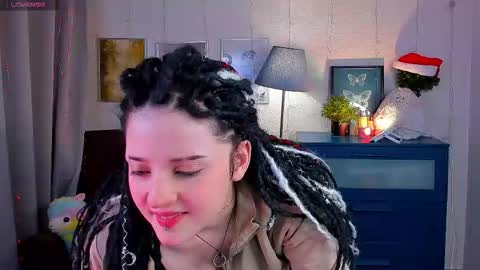 Sarah online show from January 17, 9:45 pm