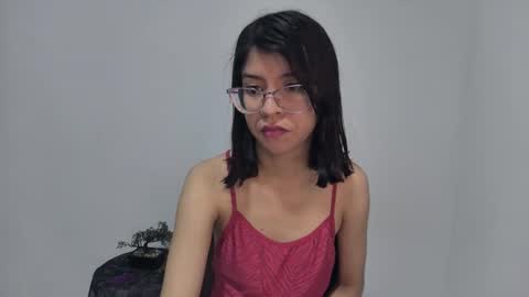 Sarah  online show from November 30, 4:03 pm