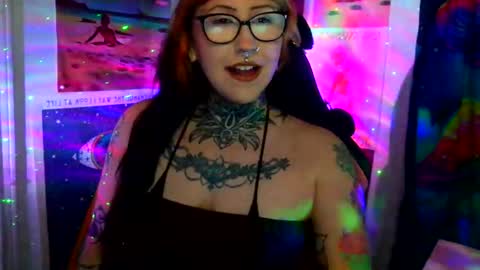 Sarah T online show from March 7, 6:13 am