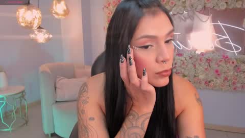 Sarah  independent model online show from April 18, 4:36 am