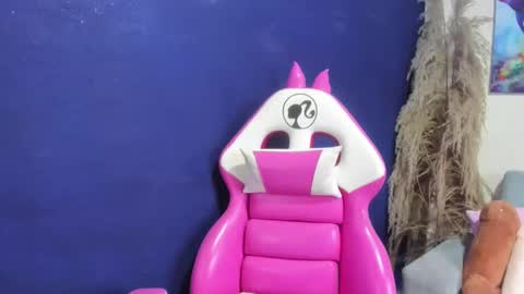 Sara Ledouxx online show from November 18, 7:06 pm