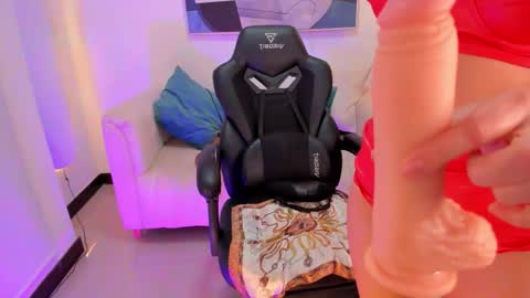 I am Sara  online show from January 14, 1:46 am