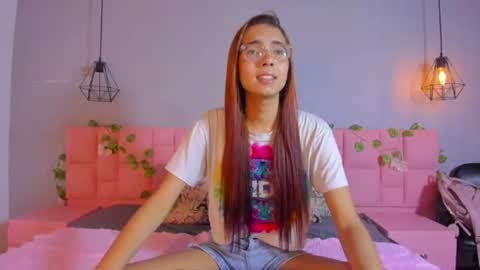 sarasaenz999 online show from July 25, 3:21 pm