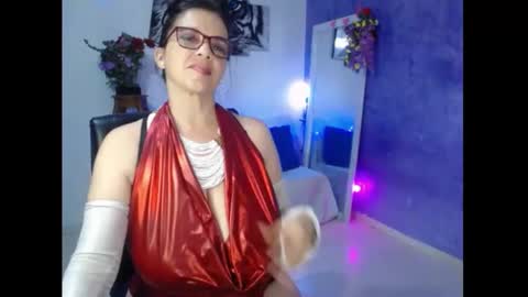 Snapshot of sarasmith2 chatting on January 17, 7:49 pm sara online show from January 17, 7:49 pm