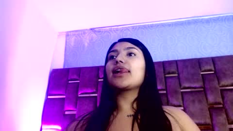 sarastonesx online show from July 27, 8:06 pm