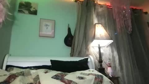 saraxcxo online show from December 1, 3:59 am