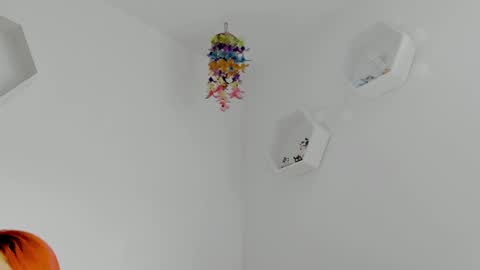 Saray  online show from November 3, 7:15 pm