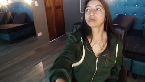 Saray Pink online show from January 16, 3:43 pm