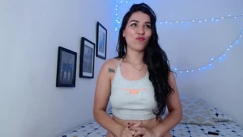 sarayander online show from February 27, 7:15 pm