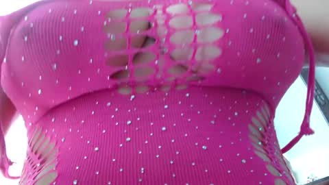 Sara online show from March 3, 3:22 pm