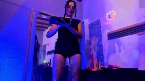 Sara online show from February 1, 3:03 am