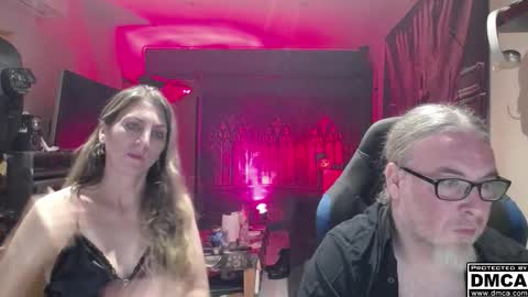 Giselle and Jay online show from October 25, 6:30 pm