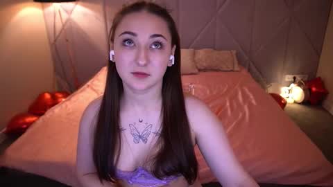 sashaduvalle online show from March 19, 8:47 pm