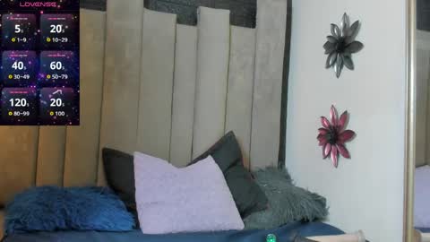 sashafoxy_ online show from June 2, 2:30 pm
