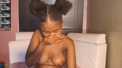 SashhaLux22 online show from February 23, 10:39 am