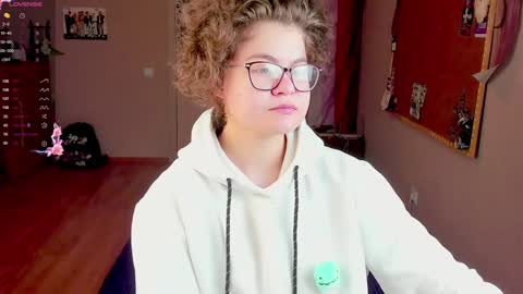 .Alexandra online show from December 18, 6:35 pm