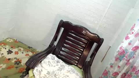 KEYLLA online show from March 28, 12:01 am