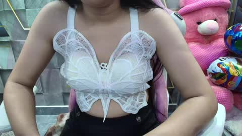 Sassy online show from April 8, 10:35 pm