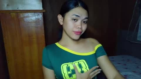 saszzyyumiie online show from May 22, 12:45 pm