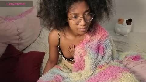 saturno_vibes online show from March 27, 10:05 am