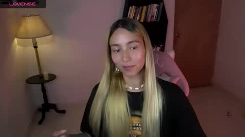 I AM JENN  online show from January 15, 3:48 am