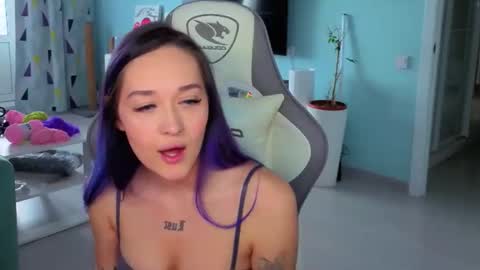 Ariel online show from March 5, 5:05 am