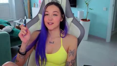 Ariel online show from March 26, 4:40 am