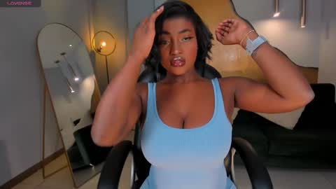 Snapshot of savannahstorm_ chatting on October 4, 1:42 pm S a v a n n a h  online show from October 4, 1:42 pm