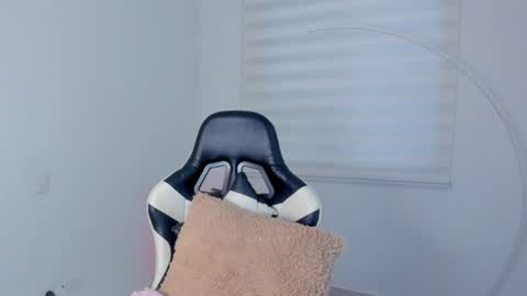 Savannahwildee online show from July 24, 11:29 am