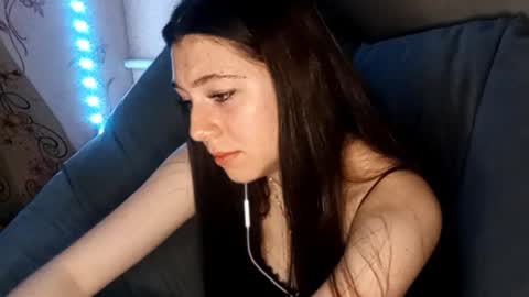 Sophie online show from October 12, 5:15 pm