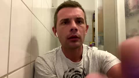 Snapshot of sawa08051989 chatting on September 14, 1:08 am chamomile online show from September 14, 1:08 am