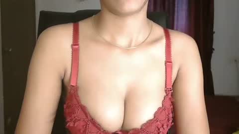 saxee online show from August 7, 9:40 am